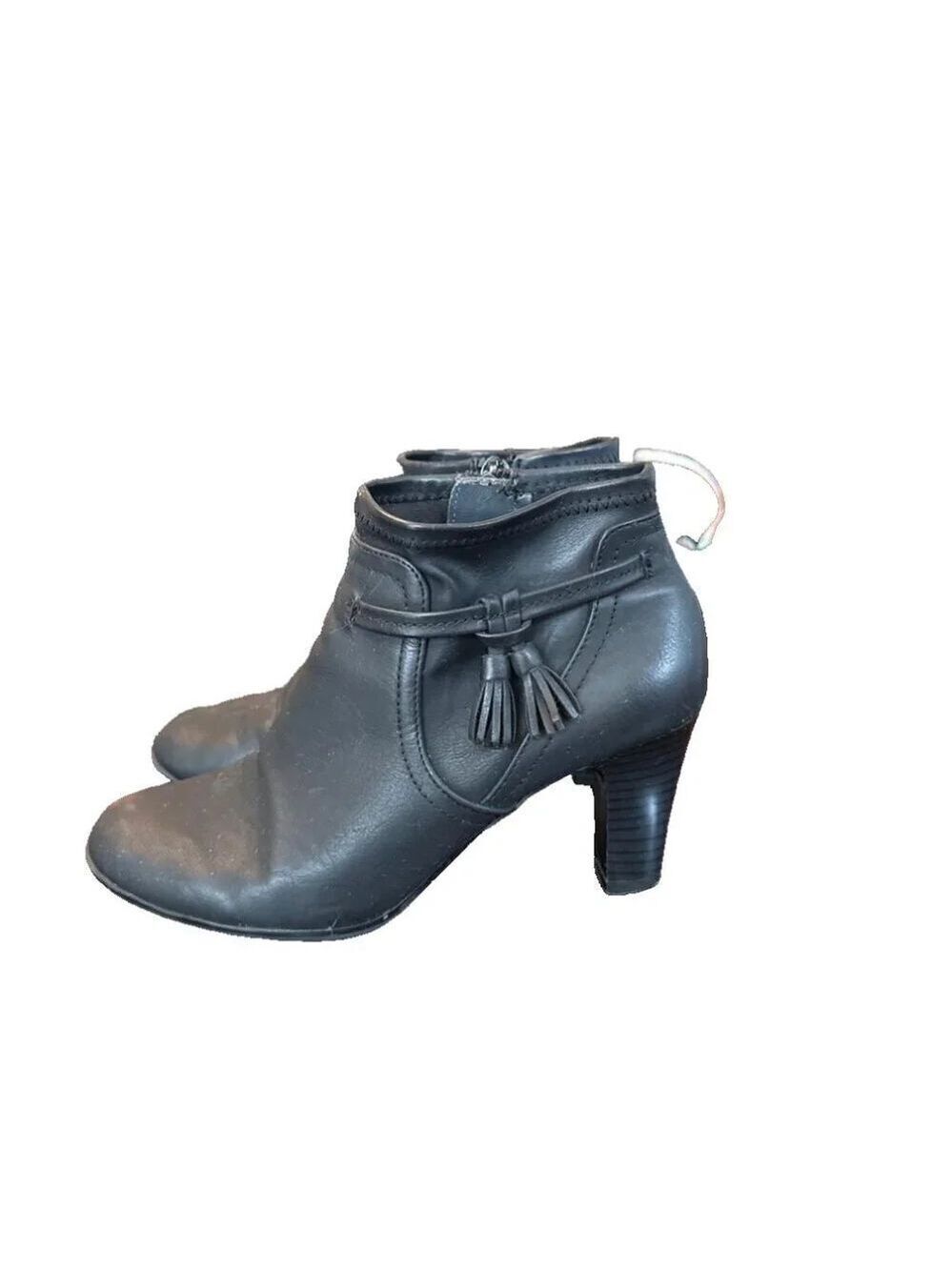 Women's Aerosoles Turquoise Tassel Accent Black Faux Leather Ankle Boots. Size 7